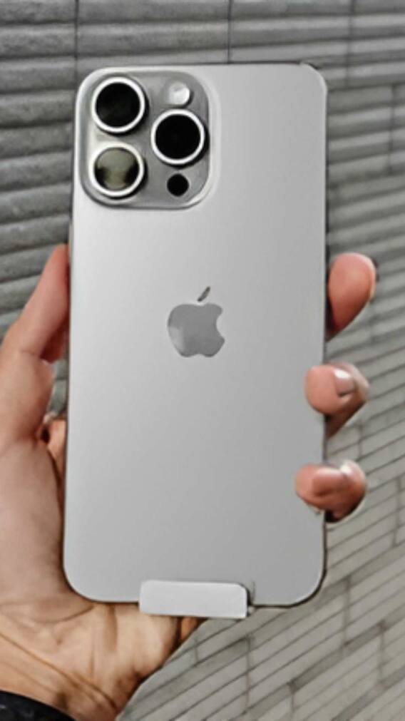पहली बार 15 हजार रुपये गिर गई iPhone 15 Plus की कीमत! खरीदने के लिए मच गई होड़