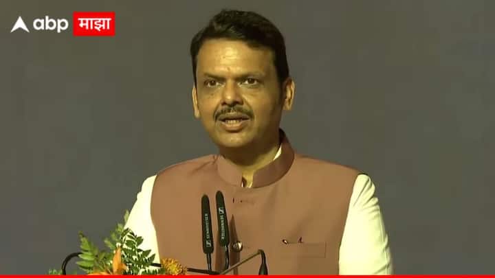 उपमुख्यमंत्री पदावरून मुख्यमंत्रीपदाची शपथ घेणारे देवेंद्र फडणवीस हे राज्याच्या इतिहासातील एकमेव मुख्यमंत्री आहेत.