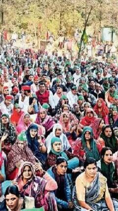 Breaking News: Farmers' Protest in Noida, Police Detains Agitating Farmers Again | ABP News
