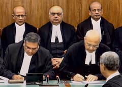 सुप्रीम कोर्ट के जज और चीफ जस्टिस ऑफ इंडिया की सैलरी में कितना होता है अंतर? जान लें जवाब