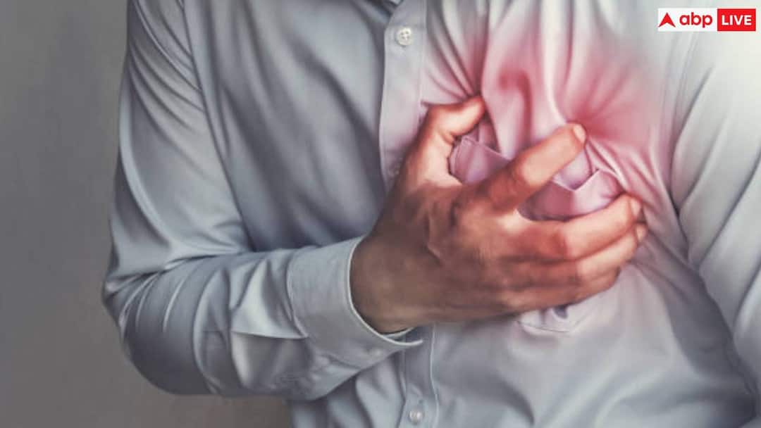 causes of chest pain Unrelated to the Heart read full article in hindi सीने में दर्द का मतलब सिर्फ हार्ट अटैक नहीं, आमतौर पर ये हो सकते हैं कारण
