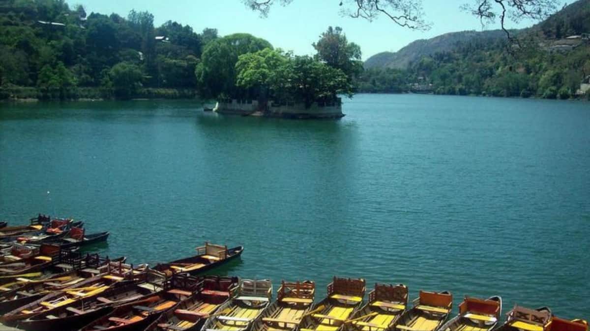 (Image Source: Pinterest/Connexons_T)