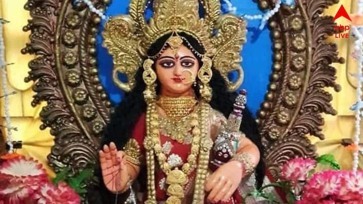 জ্যোতিষশাস্ত্র অনুসারে, ২০২৫ সালে, তিনটি রাশির চিহ্ন দেবী লক্ষ্মী দ্বারা কৃপা হবে। মা লক্ষ্মীর কৃপায় এই রাশির জাতক জাতিকাদের জীবনে সুখ, সমৃদ্ধি ও সুখ আসবে।