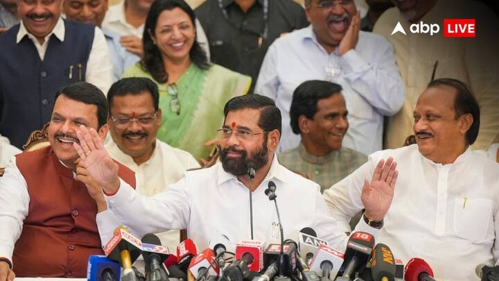 महाराष्ट्र में कैबिनेट विस्तार 11 या 12 दिसंबर को हो सकता है, लेकिन अब देखना ये है कि किस पार्टी को कौन सा विभाग मिलेगा क्योंकि कैबिनेट में अभी सिर्फ तीन ही लोग हैं. वैसे स्टेट कैबिनेट में सीएम को मिलाकर कुल 34 मंत्री हो सकते हैं.