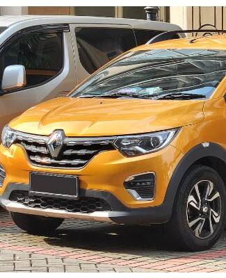 5.99 ਲੱਖ 'ਚ ਲੈ ਜਾਓ 7 ਸੀਟਰ ਕਾਰ, 8999 ਰੁਪਏ ਦੀ EMI 'ਤੇ ਚੁੱਕੋ ਲਾਭ