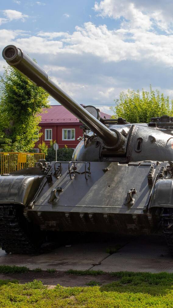 बांग्लादेश के पास कौन-कौन से खतरनाक टैंक हैं?