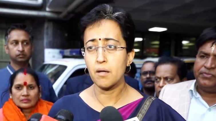 ‘Delhiites Don’t Feel Safe Stepping Out’: CM Atishi Slams Modi Govt After Govindpuri Stabbing, Visits Injured