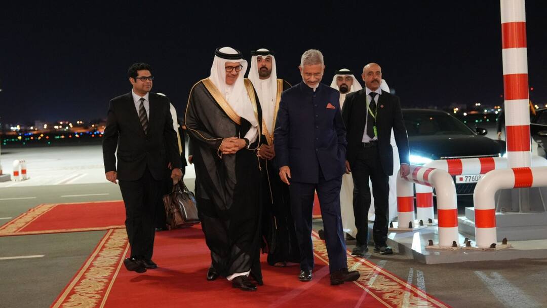 EAM Jaishankar Reaches Bahrain After Qatar Visit EAM Jaishankar reaches Bahrain after Qatar visit EAM Jaishankar Reaches Bahrain After Qatar Visit