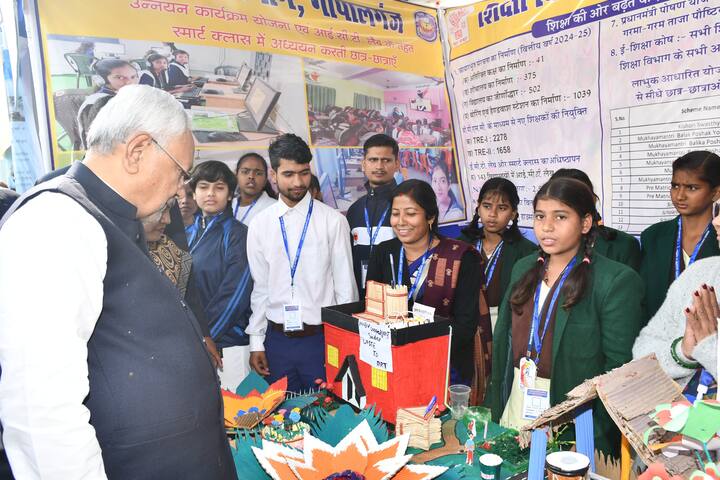 ज्ञातव्य है कि राज्य सरकार द्वारा सात निश्चय-2 के तहत वित्तीय वर्ष 2024-25 तक 7,000 नई दुग्ध समितियों के गठन की स्वीकृति प्रदान की गई है, जिसके अन्तर्गत गोपालगंज जिले में भी बड़ी संख्या में दुग्ध समितियों का गठन किया जाना है.