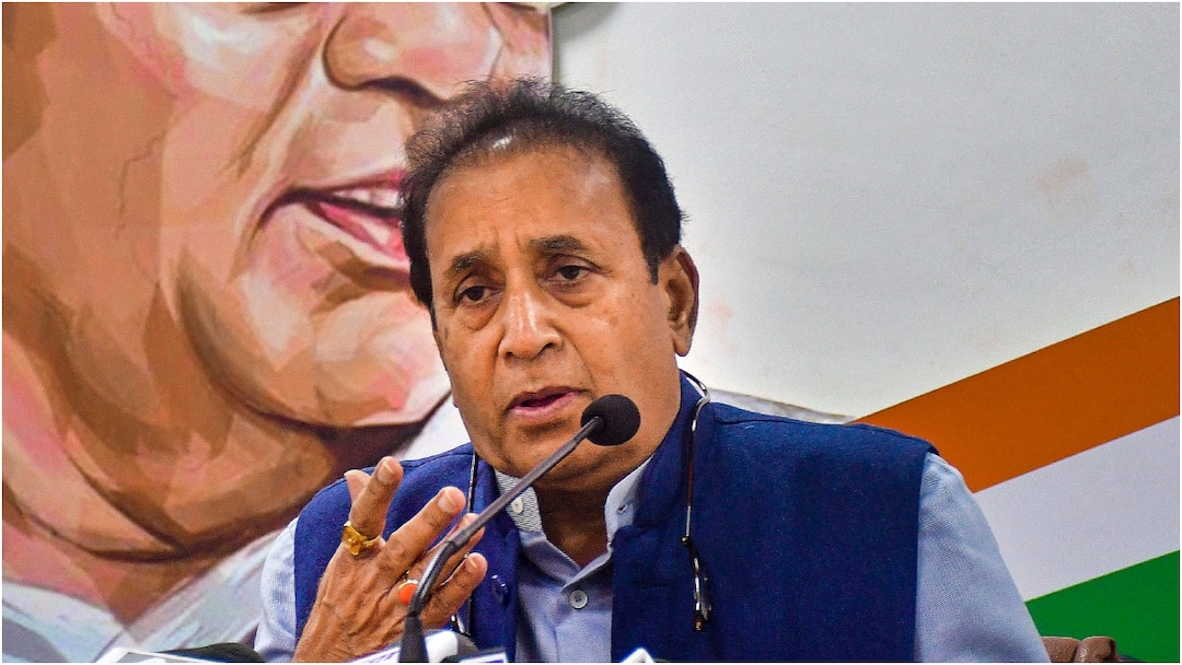 Anil deshmukh alleges that EVMs had been hacked during maharashtra election '65 सालों में ऐसा कभी नहीं हुआ जो...', अनिल देशमुख ने महाराष्ट्र के नतीजों पर उठाए सवाल