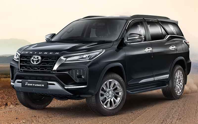 How much EMI will you have to pay to buy a Toyota Fortuner car Know the price and features Toyota Fortuner કાર ખરીદવા માટે કેટલી ચૂકવવી પડશે EMI? જાણો કિંમત અને ફિચર્સ