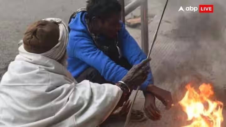 ઉત્તર પ્રદેશ, બિહાર અને ઉત્તરાખંડમાં ધુમ્મસ અને કોલ્ડવેવની સંભાવના છે. હિમાચલ અને ઉત્તરાખંડના પહાડી વિસ્તારોમાં ઠંડી અને હિમવર્ષાની અસર જોવા મળી રહી છે. પશ્ચિમ રાજસ્થાનમાં આગામી બે-ત્રણ દિવસ સુધી શીત લહેર યથાવત રહેશે.