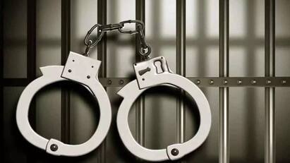 Gang rape of college student 4 arrest in chennai கல்லூரி மாணவிக்கு கூட்டு பாலியல் வன்கொடுமை: வலையில் 8 பேர் - சிக்கிய 4 பேர் - எப்படி?