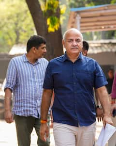 AAP ने पटपड़गंज से क्यों बदली मनीष सिसोदिया की सीट? पार्टी के सर्वे में ही हुआ बड़ा खुलासा