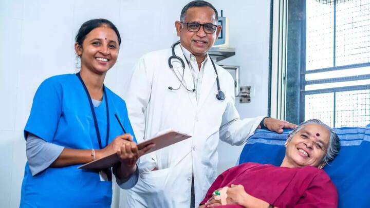 तो वहीं गरीब-जरूरतमंद लोगों को फ्री इलाज देने के लिए आयुष्मान भारत योजना चलाई जा रही है. इस योजना के तहत लाभार्थियों को 5 लाख रुपये तक का मुफ्त इलाज मिलता है. देश के करोड़ों लोग इस योजना के जरिए फ्री इलाज की सुविधा ले रहे हैं.