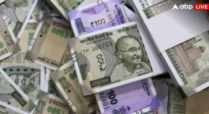 त्यासाठी तुमच्याकडे आधार कार्ड, वयाचे प्रमाणपत्र, पासपोर्ट साईझचे फोटो, योजनेचा अर्ज आदी कागदपत्रे सोबत असणे गरजेचे आहे.