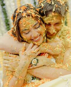 Aaliyah Kashyap Wedding: कभी होने वाले पति की बांहों में आईं नजर, कभी किया लिपलॉक, अनुराग कश्यप की बेटी की हल्दी की तस्वीरें वायरल