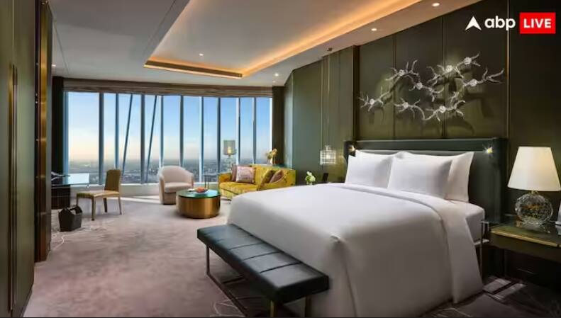 credit-cards-that-allow-free-access-to-airport-lounges-in-india-and-abroad Credit Cards: ਏਅਰਪੋਰਟ 'ਤੇ ਲੰਬੇ ਇੰਤਜ਼ਾਰ ਦਾ ਰੌਲਾ ਖ਼ਤਮ! ਇਨ੍ਹਾਂ Credit Cards ਦੀ ਵਰਤੋਂ ਨਾਲ ਲੌਂਜ 'ਚ ਮਿਲੇਗੀ ਫ੍ਰੀ ਐਂਟਰੀ