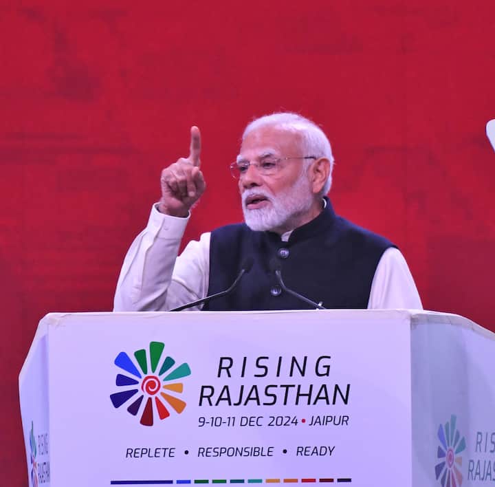 प्रधानमंत्री नरेंद्र मोदी ने कार्यक्रम को संबोधित करते हुए विभिन्न मुद्दों पर बात की. उन्होंने कहा, 