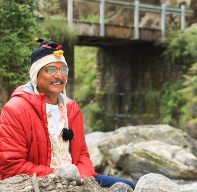 नाना पाटेकर ने आगे कहा, “तो मुझे लगता है कि आपके हालात (परिस्थितियाँ) आपकी उम्र तय करती हैं.” उन्होंने कहा,“लेकिन एक समय के बाद, मैंने अपनी स्थिति को मेरी उम्र तय नहीं करने दी. अब मैं अपनी उम्र तय करता हूं- 18, 19... मैं उतना बूढ़ा हूं जितना मैं होना चाहता हूं.''