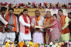 शाजापुर को मिली बड़ी सौगात, जानिए मुख्यमंत्री ने रोड शो के बाद क्या किया ऐलान