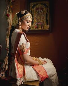 Naga Chaitanya-Sobhita Dhulipala Wedding : गं पोरी नवरी आली! शोभिता धुलिपालाच्या फोटोंवर खिळल्या नजरा