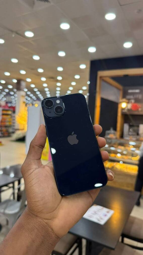 iPhone का कैमरा लेफ्ट साइड ही क्यों होता है?