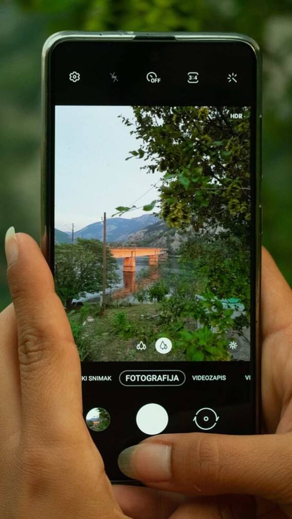 क्या होता है Refresh Rate! स्मार्टफोन कैमरा के लिए क्यों होता है जरूरी