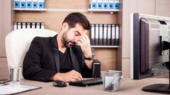 एक झपकी और बैंक को लगा दिया 1990 करोड़ का चूना, शख्स को नौकरी से निकाला और फिर....