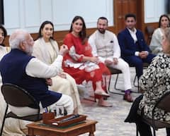 कपूर फैमिली ने की पीएम मोदी से मुलाकात, Kareena Kapoor ने तस्वीरें शेयर कर दिखाई  झलक
