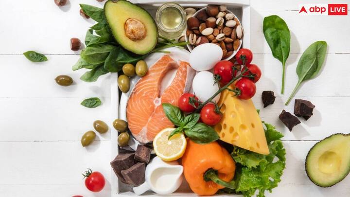 अमेरिकन सोसायटी ऑफ हेमटोलॉजी की वार्षिक बैठक में बताया कि बीटा-हाइड्रॉक्सीब्यूटिरेट (BHB) एक एसिड है जो शरीर से तब निकलता है जब वह एनर्जी के लिए रक्त शर्करा के बजाय फैट को जलाता है. चूहों और मनुष्यों में CAR T-सेल थेरेपी नामक एक इम्यूनोथेरेपी दृष्टिकोण के प्रति प्रतिक्रिया में सुधार करता है.