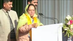 क्या आप नहीं चाहते मैं ज्यादा बोलूं? भाषण के बीच में पूर्व MLA बंबर ठाकुर के रोकने पर भड़कीं प्रतिभा सिंह