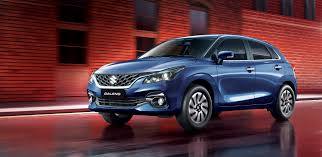 ਮਾਈਲੇਜ ਮਾਰੂਤੀ ਬਲੇਨੋ ਆਪਣੇ ਸੈਗਮੈਂਟ 'ਚ ਸ਼ਾਨਦਾਰ ਮਾਈਲੇਜ ਲਈ ਜਾਣੀ ਜਾਂਦੀ ਹੈ। ਇਹ ਮੈਨੂਅਲ ਵੇਰੀਐਂਟ ਵਿੱਚ 22.35 ਕਿਮੀ/ਲੀਟਰ ਅਤੇ AMT ਵੇਰੀਐਂਟ ਵਿੱਚ 22.94 ਕਿਮੀ/ਲੀਟਰ ਦੀ ਮਾਈਲੇਜ ਦਿੰਦਾ ਹੈ। ਇਹ ਬਿਹਤਰ ਈਂਧਨ ਕੁਸ਼ਲਤਾ ਦੇ ਕਾਰਨ ਲੰਬੇ ਸਫ਼ਰ ਲਈ ਕਿਫ਼ਾਇਤੀ ਸਾਬਤ ਹੁੰਦਾ ਹੈ।