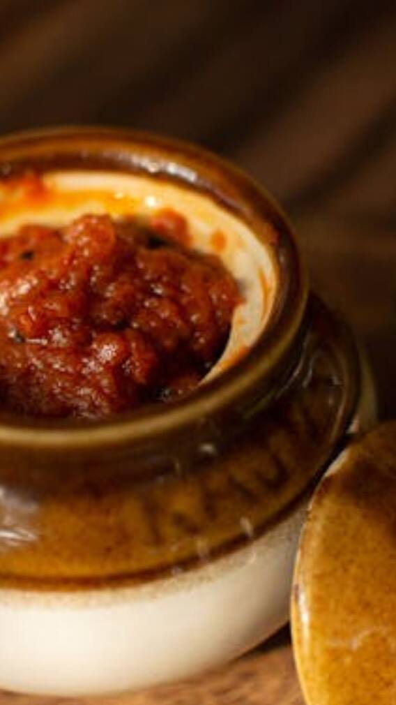 ஈசியாக மாங்காய் ஊருகாய் செய்வது எப்படி?