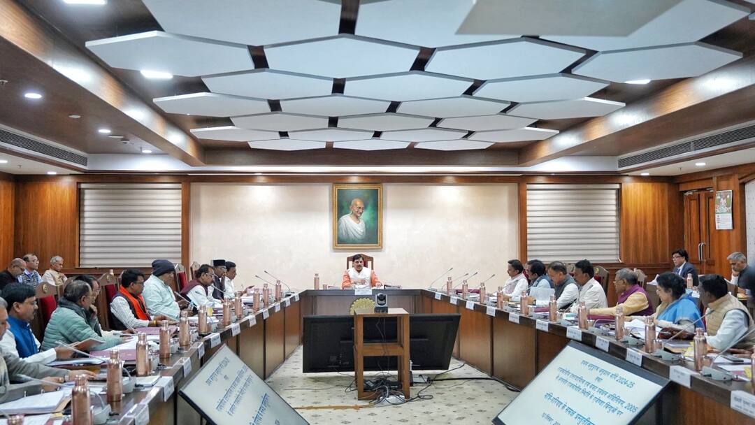 MP Cabinet Meeting CM Jan Kalyan program organized on Mohan Yadav Government one year completion ANN MP News: मोहन यादव सरकार की कैबिनेट बैठक में लिए गए कई अहम फैसले, इन प्रस्तावों पर लगी मुहर