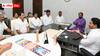 YSRCP: జగన్ వెంట పడుతున్నా కదలని ఉత్తరాంధ్ర వైసీపీ నేతలు - పార్టీ కోలుకునే చాన్స్ లేదా ?