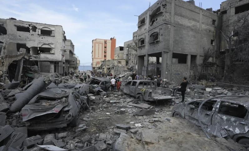 israel carried out air strikes in gaza after agreeing to the ceasefire  agreement killed 73 palestinians | सीजफायर समझौते पर सहमति के बाद इजरायल ने  गाजा में की एयर स्ट्राइक, 73 फिलिस्तीनियों