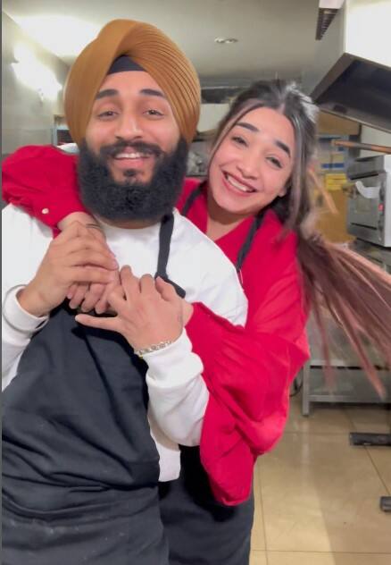 ਕੁੱਲ੍ਹੜ ਪੀਜ਼ਾ ਦਾ ਸਹਿਜ ਅਰੋੜਾ ਸੋਸ਼ਲ ਮੀਡੀਆ 'ਤੋਂ ਗਾਇਬ! ਇੰਸਟਾ ਅਕਾਊਂਟ ਕੀਤਾ ਬੰਦ...