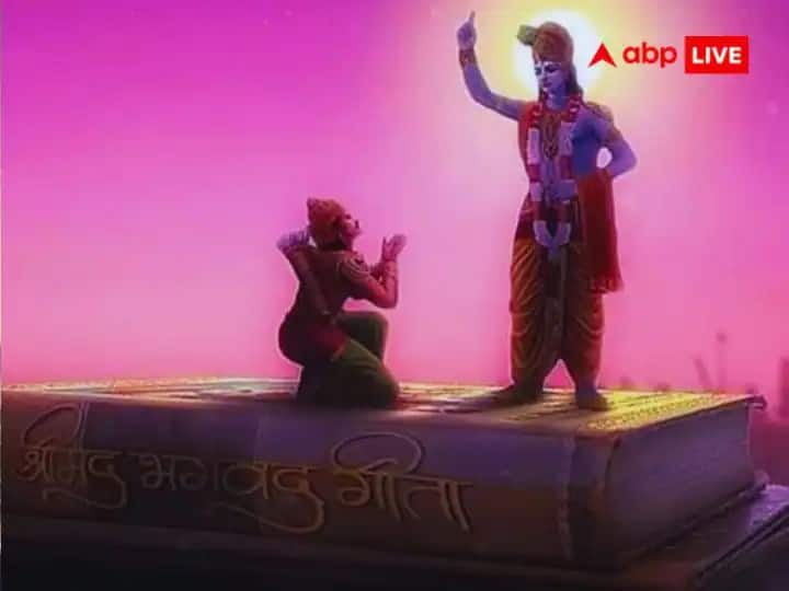 ગીતામાં 18 અધ્યાય અને 700 શ્લોક છે, જે તેનું પાલન કરે છે તેને દરેક સમસ્યાનું સમાધાન આપોઆપ મળી જાય છે. તેથી જેણે ગીતાનું મહત્વ સમજ્યું તેનું જીવન સફળ થયું.