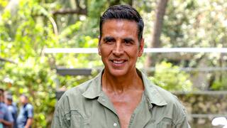 Akshay Kumar: শ্যুটিং চলাকালীন চোখে আঘাত, বাধ্য হয়ে কাজ বন্ধ করতে হল অক্ষয় কুমারকে