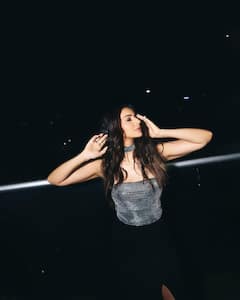 Rakul Preet Singh : షిమ్మర్​ టాప్​లో రకుల్ ప్రీత్ సింగ్.. పెళ్లి తర్వాత కూడా గ్లామర్ షోతో చంపేస్తోందిగా