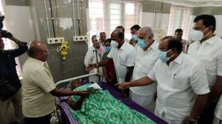 Dindigul private hospital fire 6 people died Ministers provided relief funds tnn தனியார் மருத்துவமனை தீ விபத்து: உயிரிழந்த குடும்பங்களுக்கு நிவாரண தொகையை வழங்கிய அமைச்சர்கள்