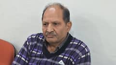 शिकायत निपटारे के लिए अस्पताल संचालक से मांगे 25 हजार रिश्वत, जिला स्वास्थ्य अधिकारी गिरफ्तार