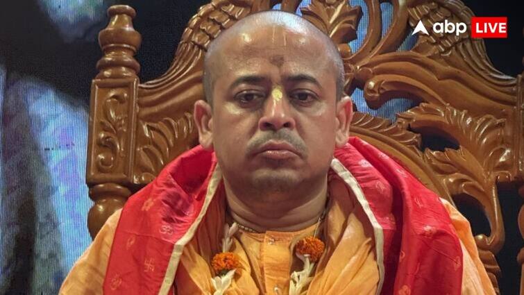 Chinmoy Krishna Das Case Chattogram Sessions Judge Says bring local Lawyer for anticipatory bail not High Court Advocate हिंदू नेता चिन्मय कृष्ण दास की बेल पर बांग्लादेश कर रहा 'खेला'! जज बोला- हाई कोर्ट का नहीं, लोकल वकील लाओ