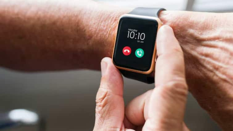 ये हैं 1000 रुपये के अंदर मिलने वाली बेस्ट Smartwatch! मिलते हैं बेहतरीन फीचर्स