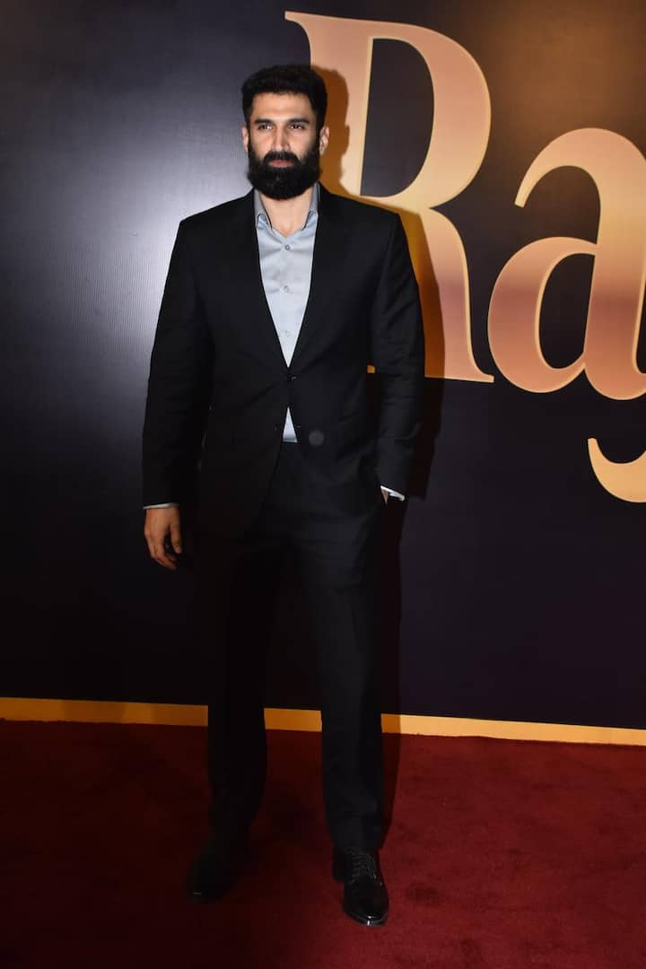 Aditya Roy Kapur was also there and he opted for a formal look for the occasion.