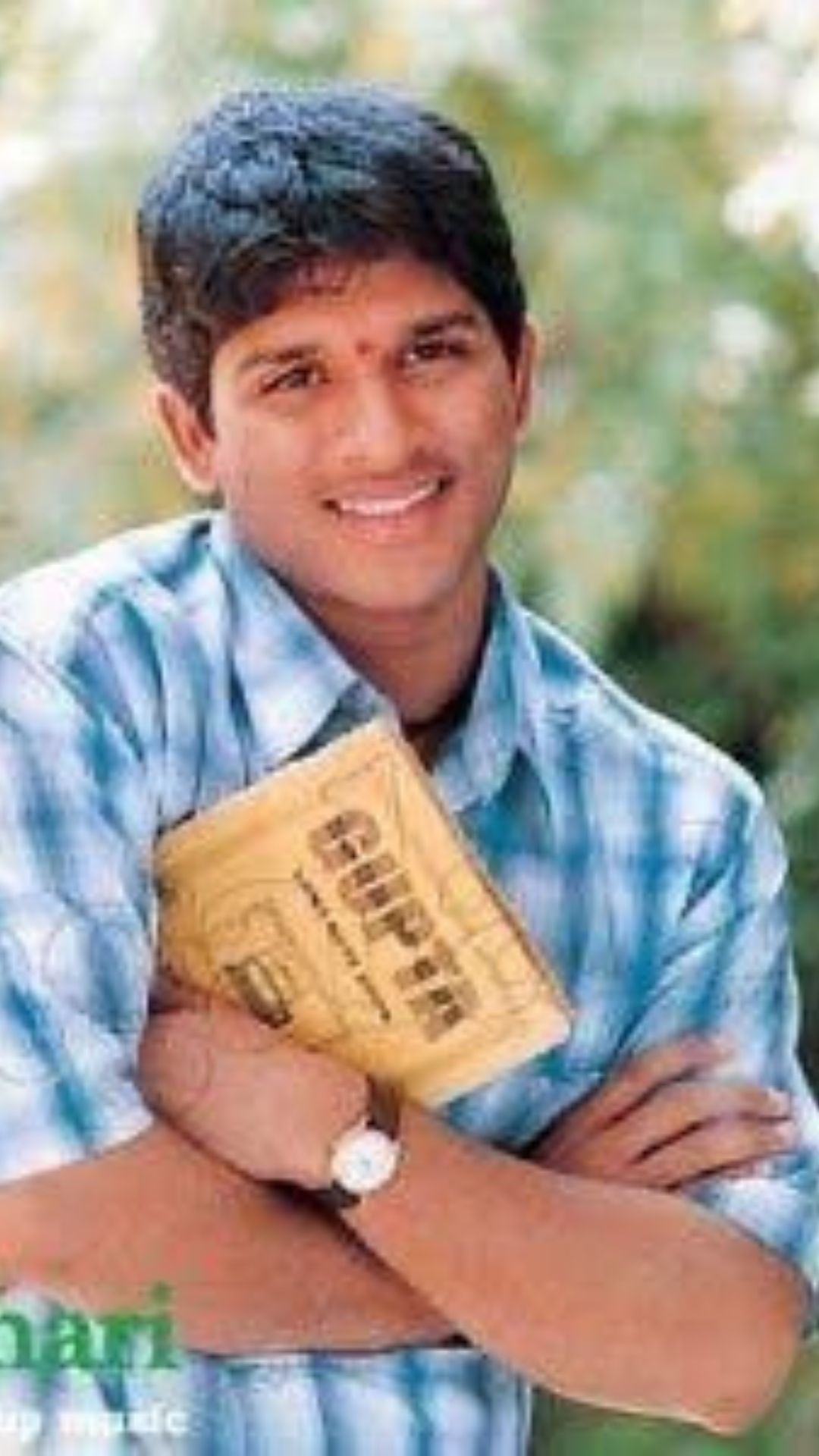 அல்லு அர்ஜூன் 2003ஆம் ஆண்டு கங்கோத்ரி படத்தில் நாயகனாக அறிமுகமானார்.