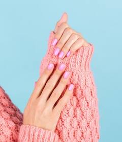 ਨਹੁੰਆਂ 'ਚ ਨਜ਼ਰ ਆਉਣ ਵਾਲੇ ਸੰਕੇਤਾਂ ਨੂੰ ਭੁੱਲ ਕੇ ਵੀ ਨਾ ਕਰੋ ਨਜ਼ਰਅੰਦਾਜ਼, ਹੋ ਸਕਦੀਆਂ ਇਹ ਗੰਭੀਰ ਬਿਮਾਰੀਆਂ