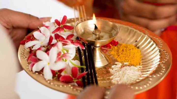 मात्र, तुम्हाला माहितत आहे का शास्त्रात या सर्व गोष्टींचा वेगवेगळा अर्थ सांगण्यात आला आहे.