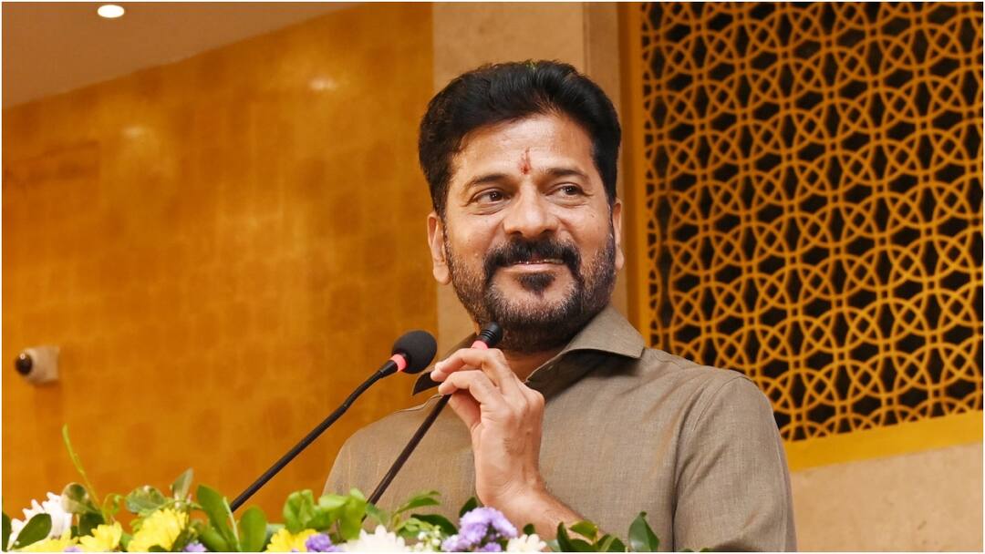 Telangana CM Revanth Reddy participates in the Global Madiga Day 2024 at Hotel Daspala Revanth Reddy: రాహుల్ గాంధీ మాట ప్రకారం మాదిగలకు న్యాయం చేసి తీరుతాం- రేవంత్ రెడ్డి